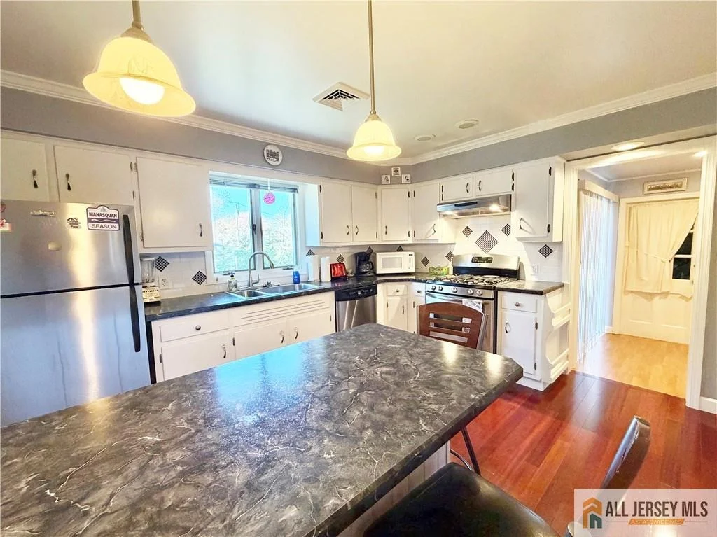 Photo of 5 Holmes Road