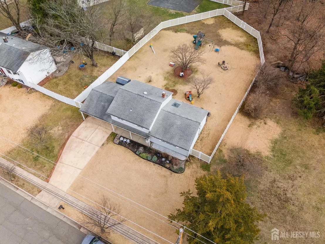 Photo of 85 Mitchell Avenue