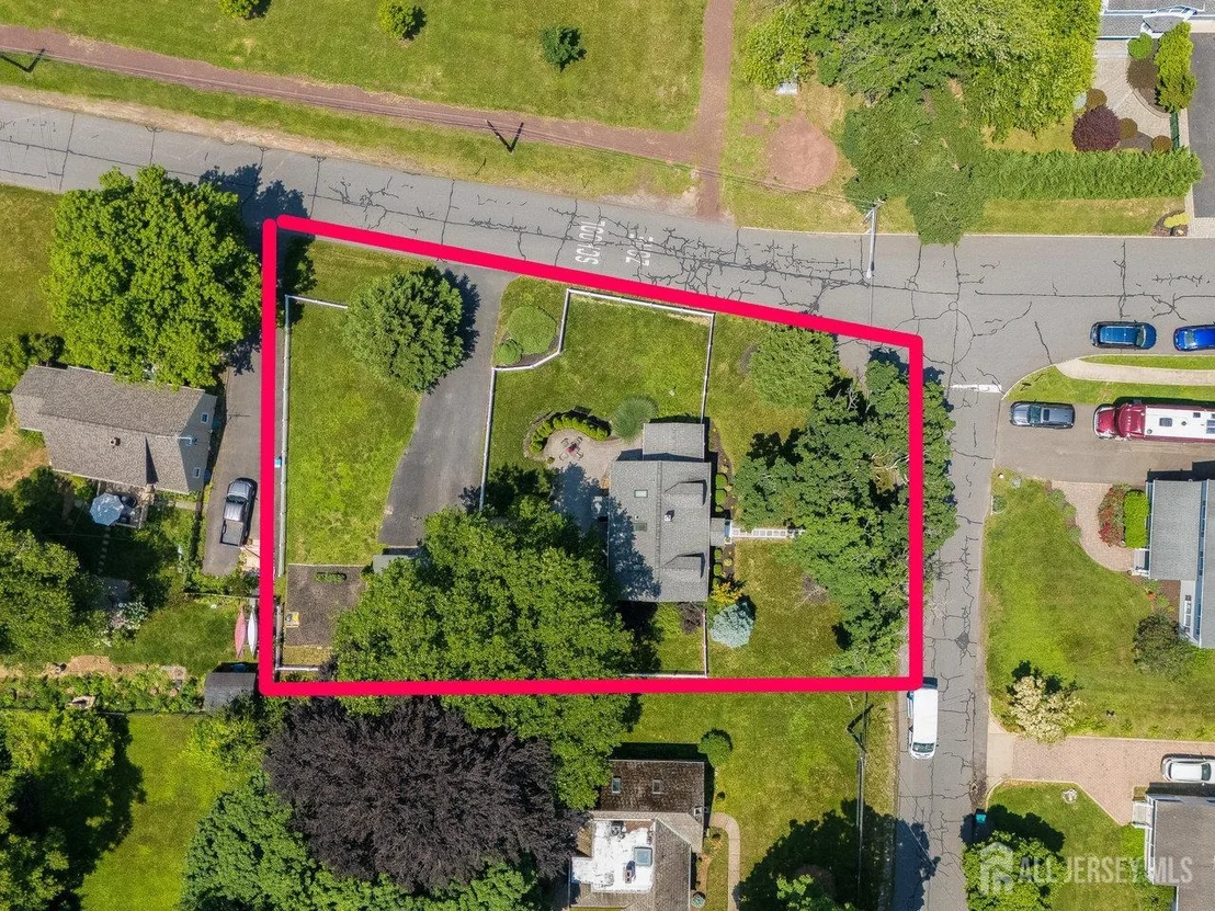 Photo of 10 Shaw Drive