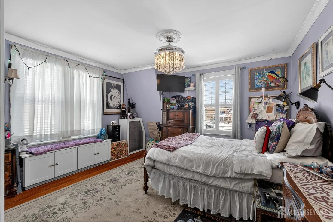 Photo of 151 Beechwood Avenue