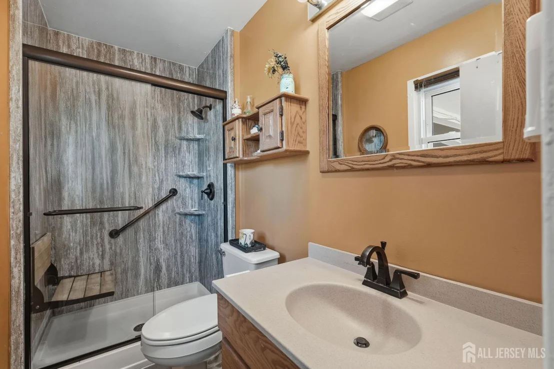 Photo of 27 Summerall Road