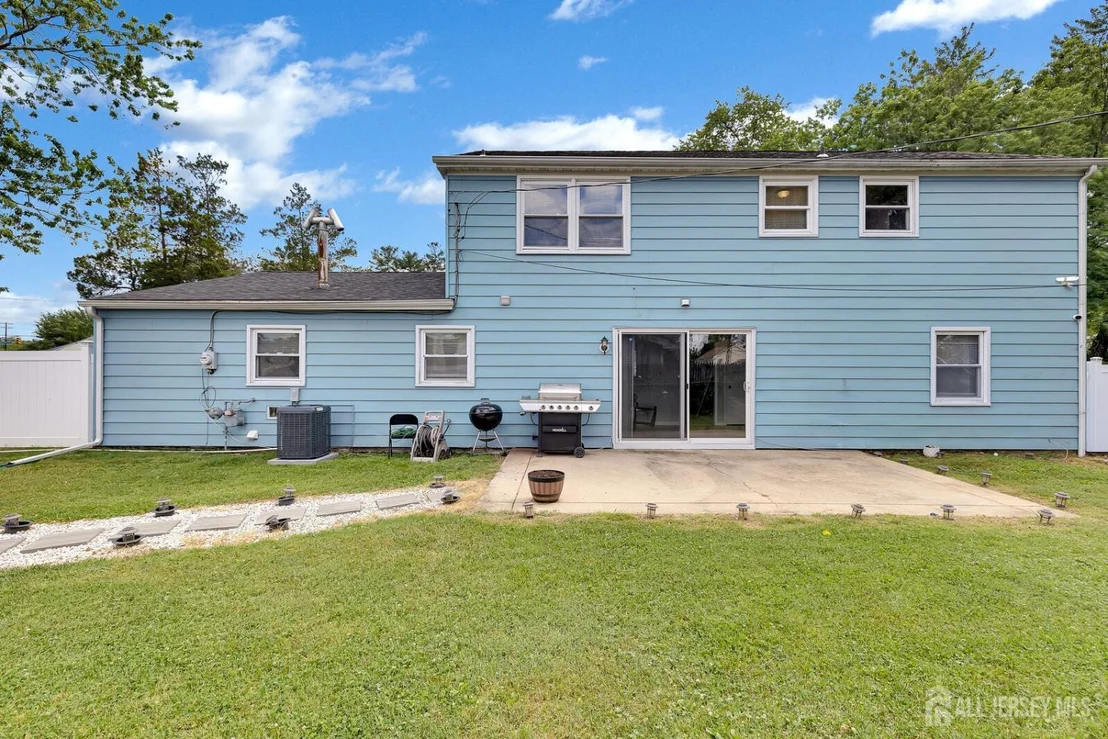 Photo of 2 harrington Circle