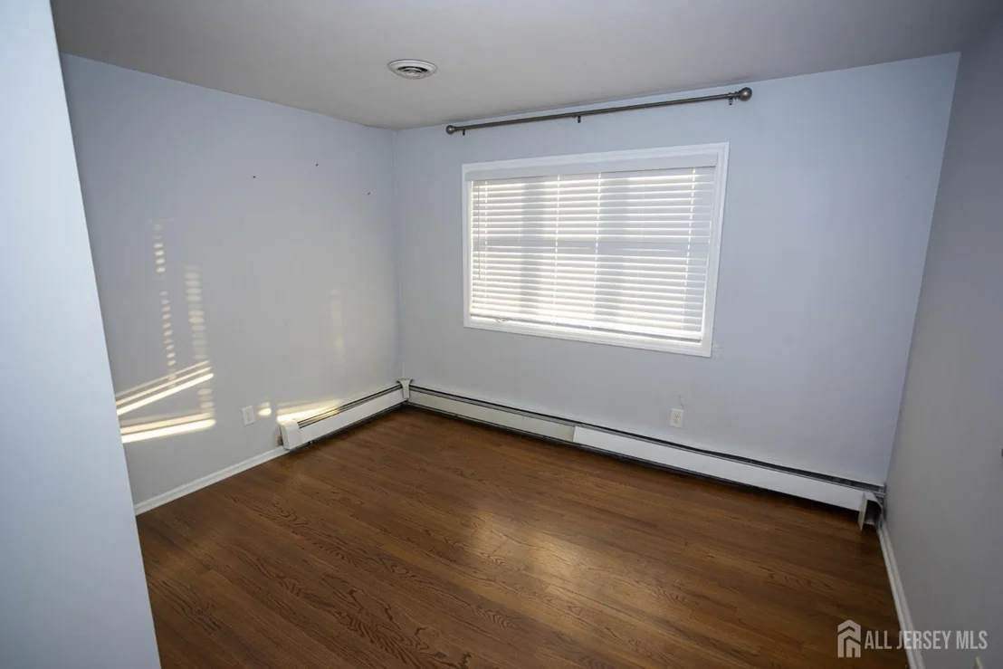 Photo of 18 Robinhood Drive