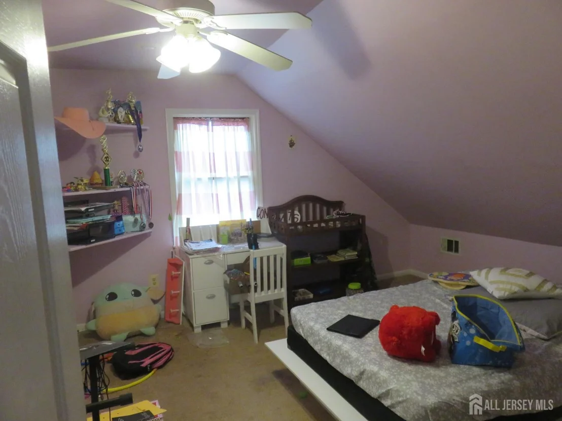 Photo of 12 Tonlyn Place