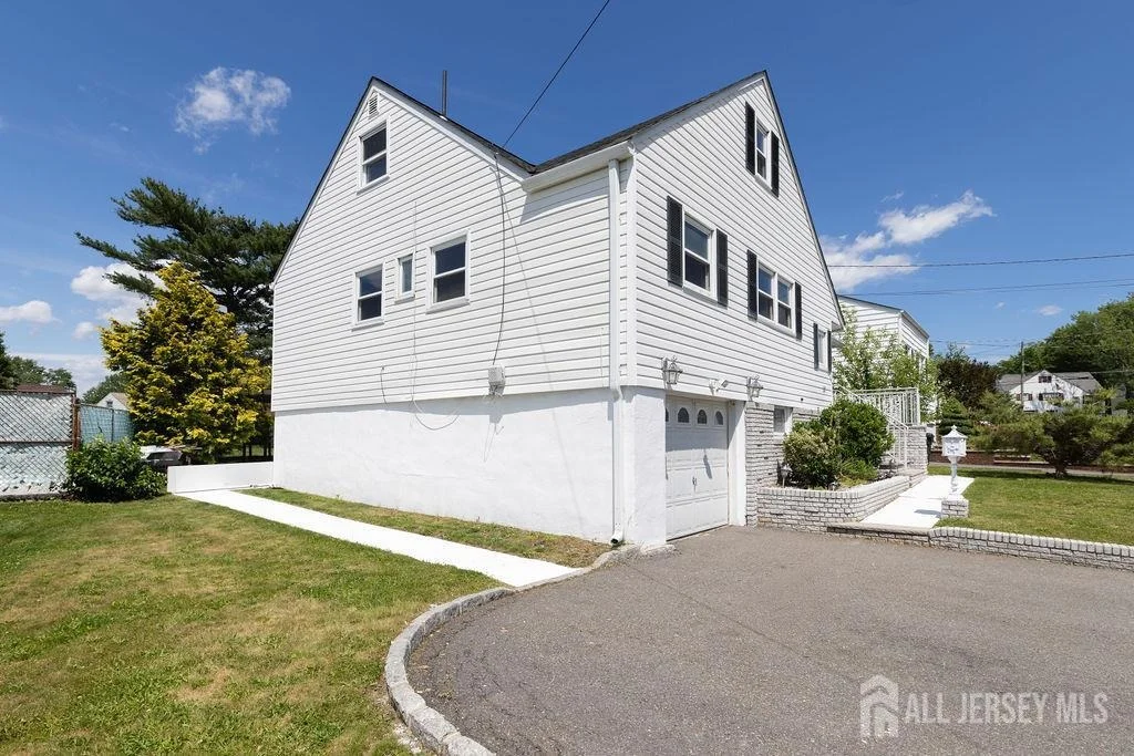 Photo of 19 Jonquil Circle