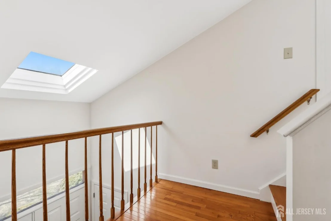 Photo of 627 Sayre Drive