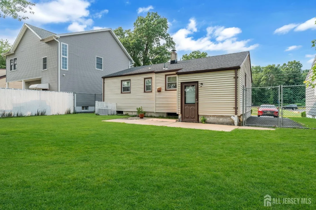 Photo of 231 Temple Way