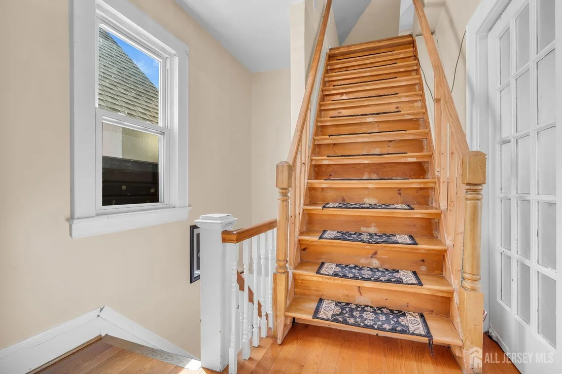 Photo of 282 Alpine Street