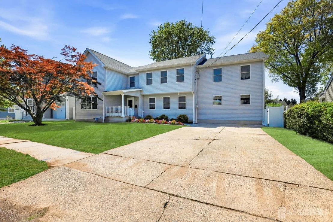 Photo of 24 Campbell Avenue