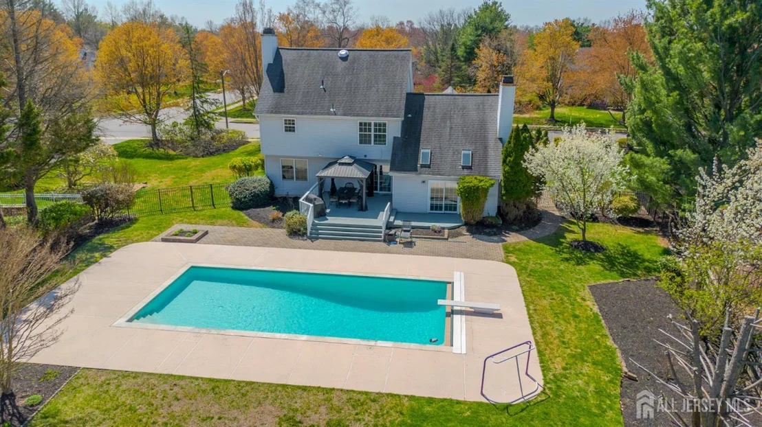 Photo of 6 Ruedeman Drive