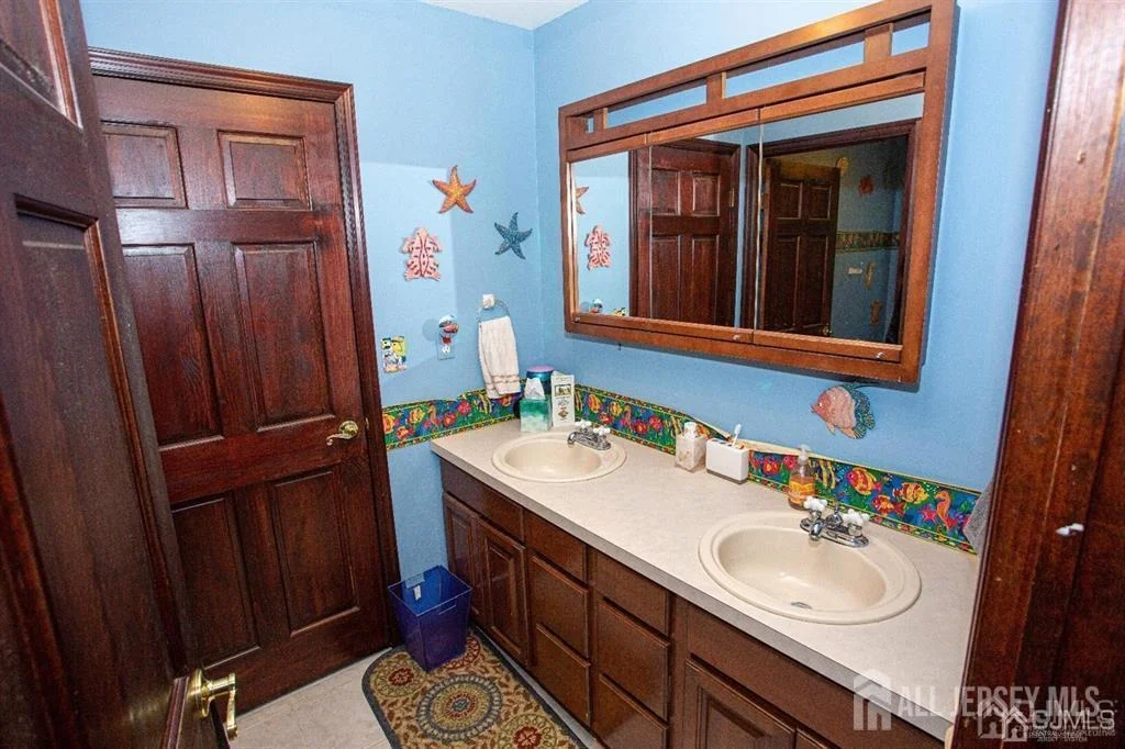 Photo of 219 Johnson Lane