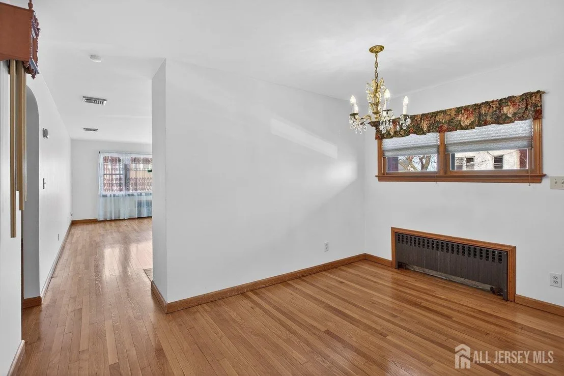 Photo of 595 Jacques Street