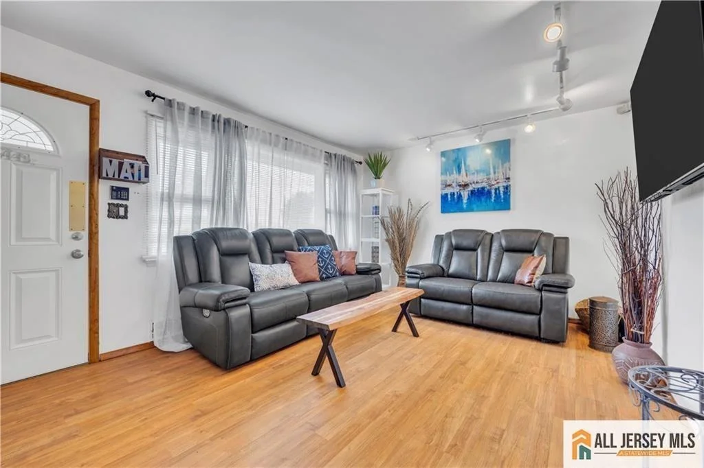Photo of 1 Yuro Drive