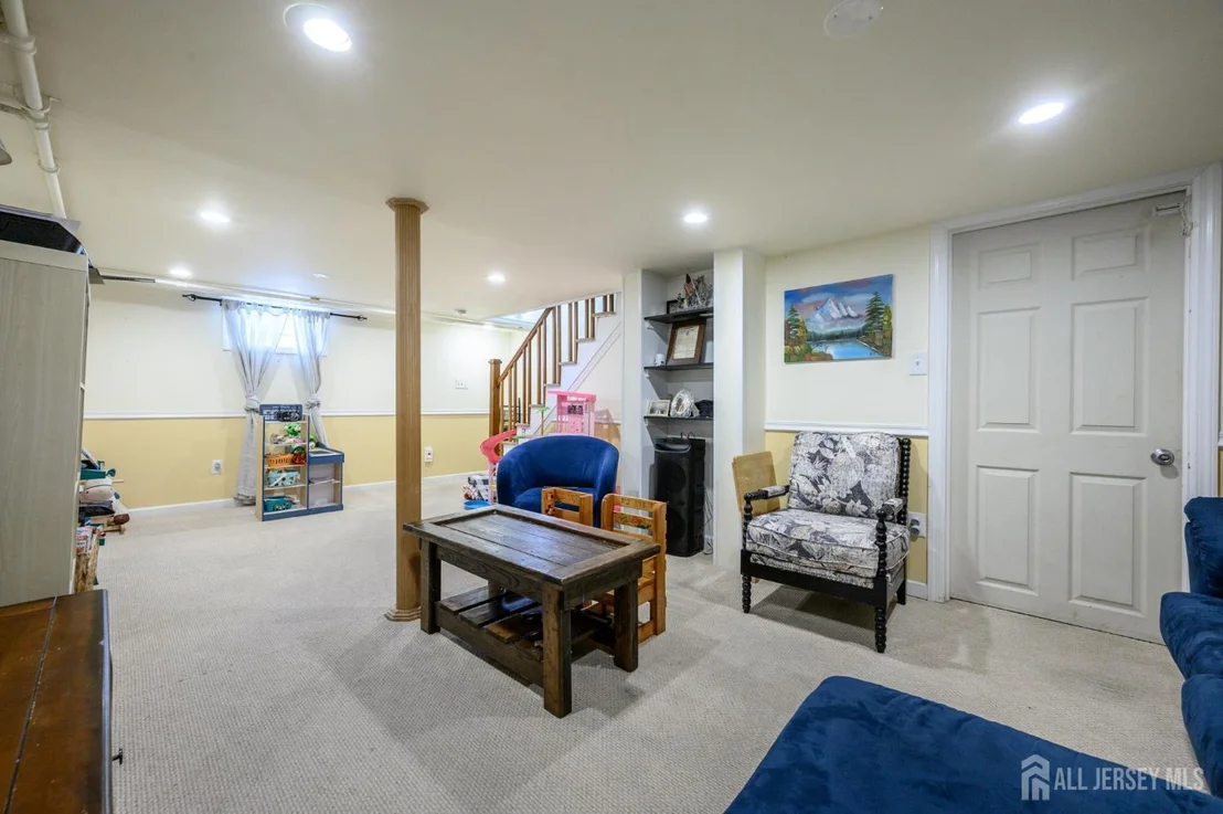 Photo of 49 Colonial Drive