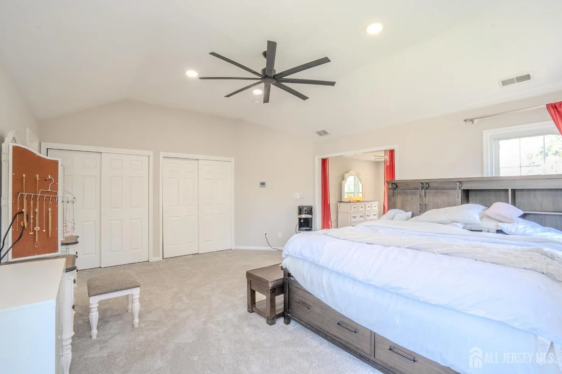 Photo of 37 Kinglet Drive