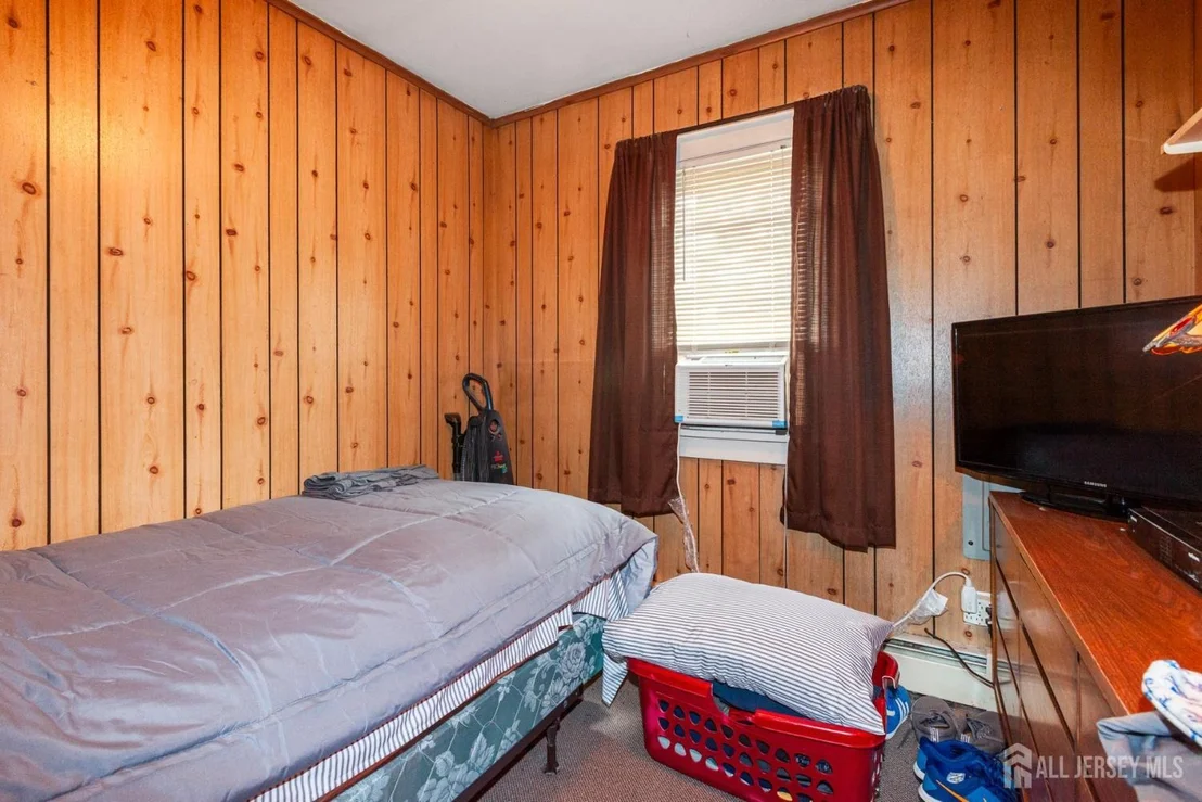 Photo of 19 Sandfield Road