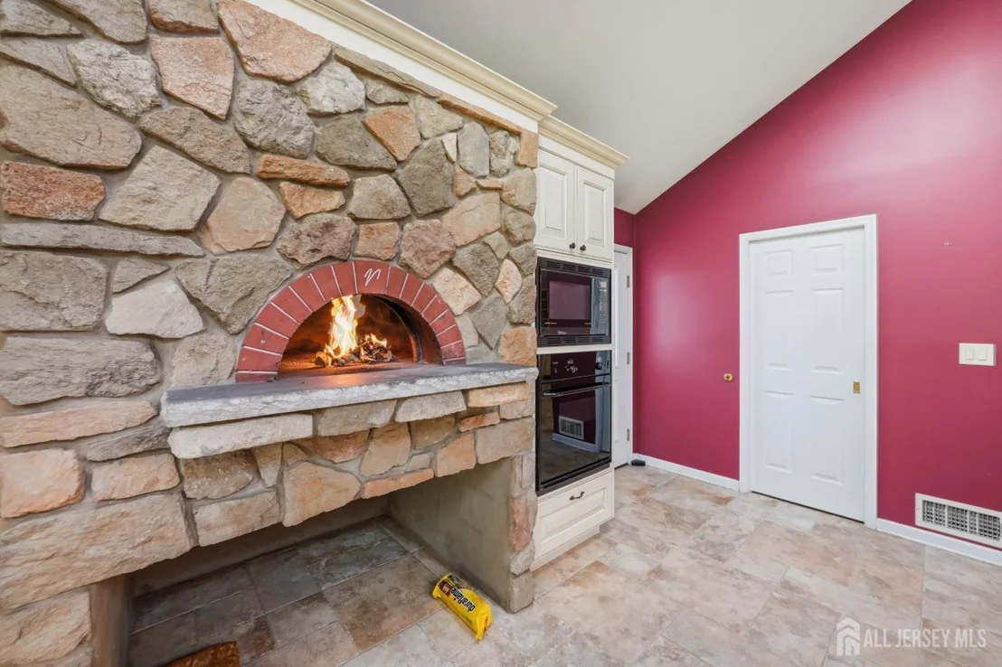 Photo of 7 Monroe Place