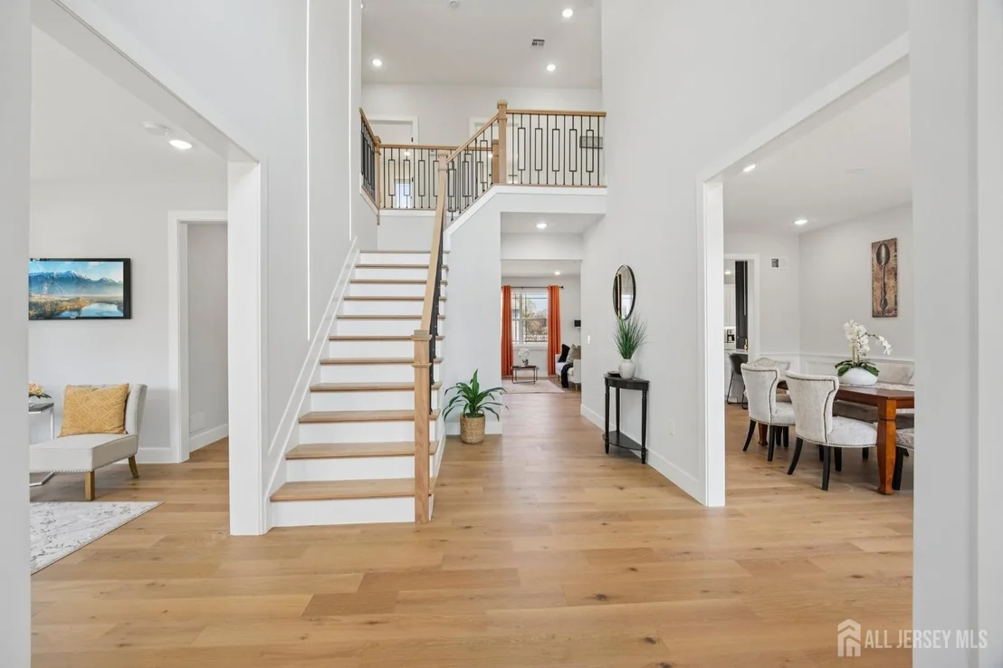Photo of 75 Jefferson Boulevard