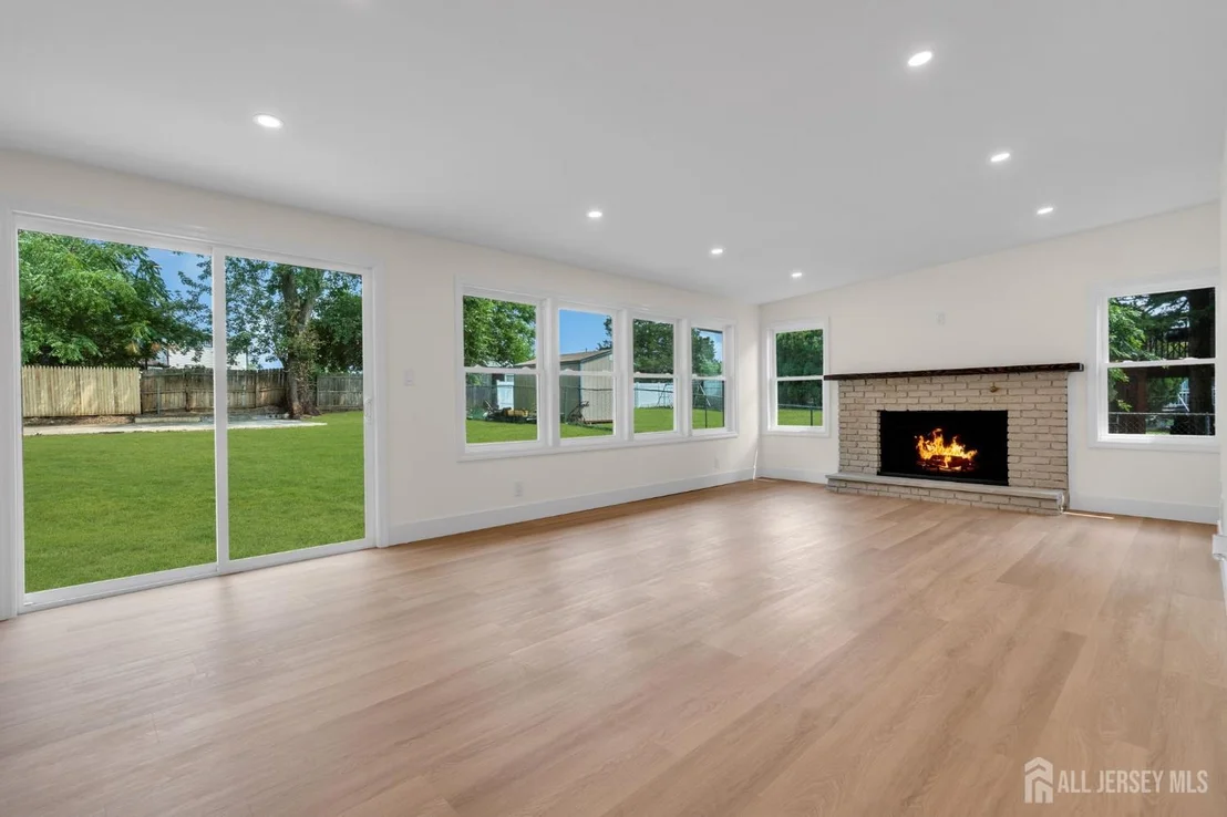 Photo of 18 Grace Drive