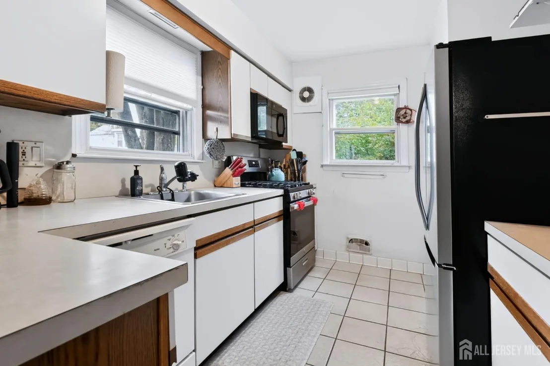 Photo of 163 Albert Avenue