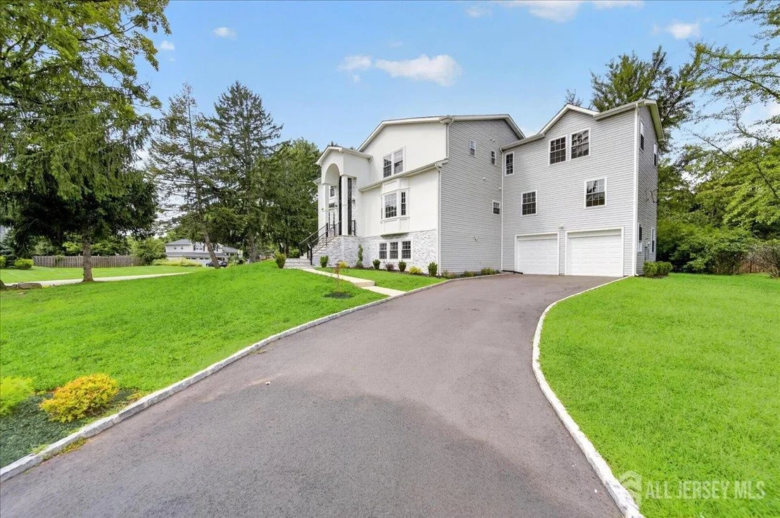 Photo of 22 Mary Ellen Drive