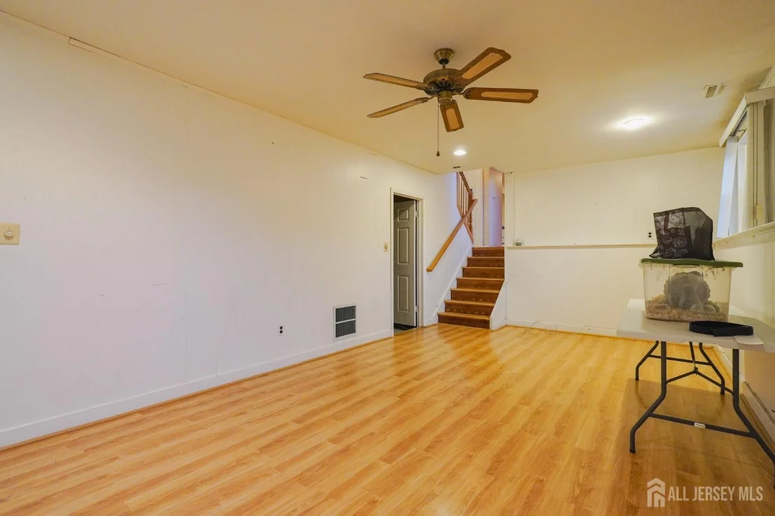 Photo of 3 E Charles Court
