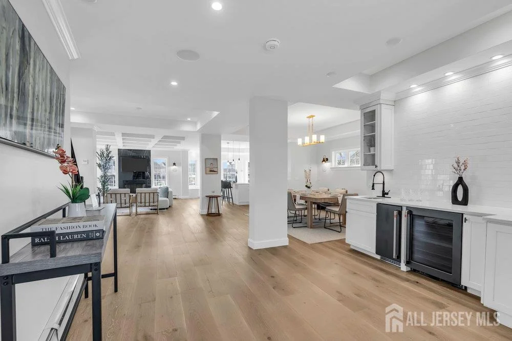 Photo of 141 Vanard Drive