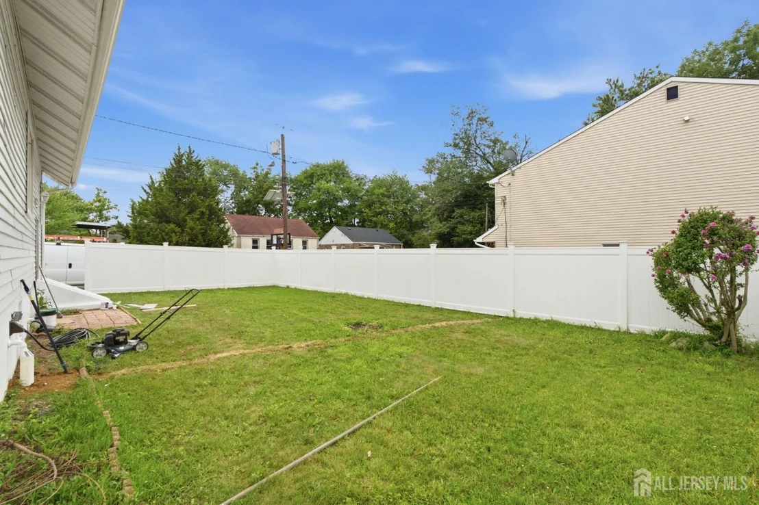Photo of 18 Fox Road