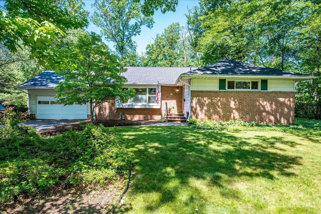 Photo of 9 Clive Hills Road
