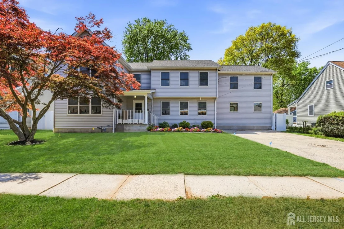 Photo of 24 Campbell Avenue