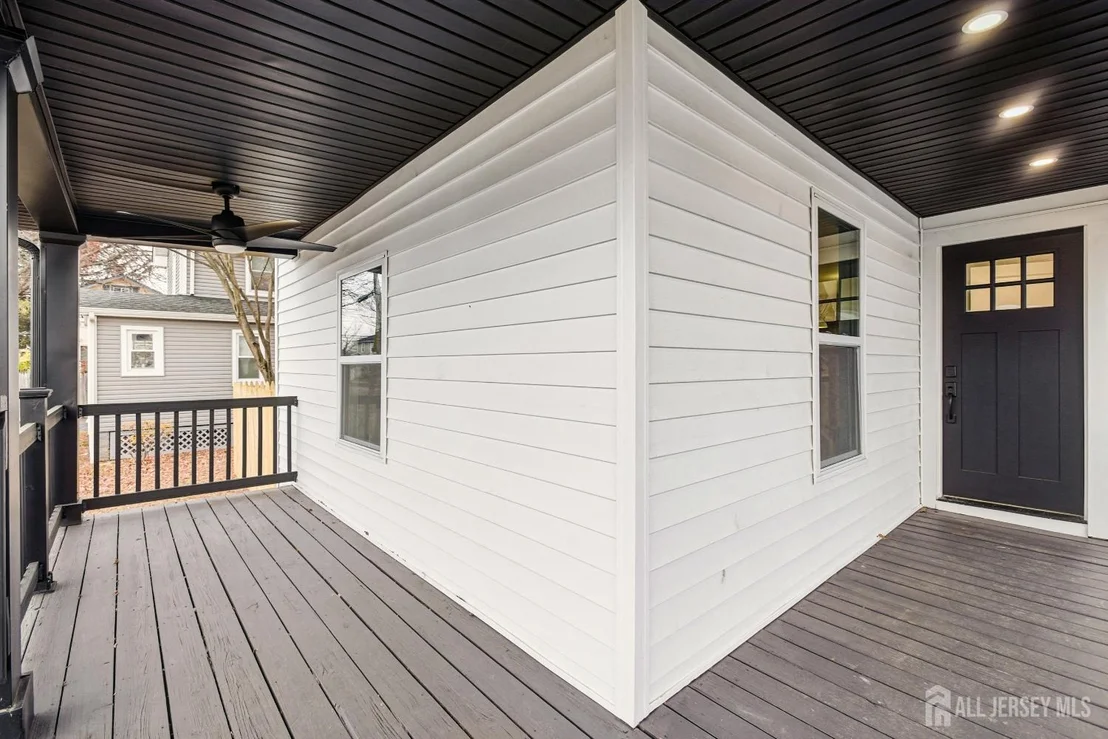 Photo of 23 Morse Avenue