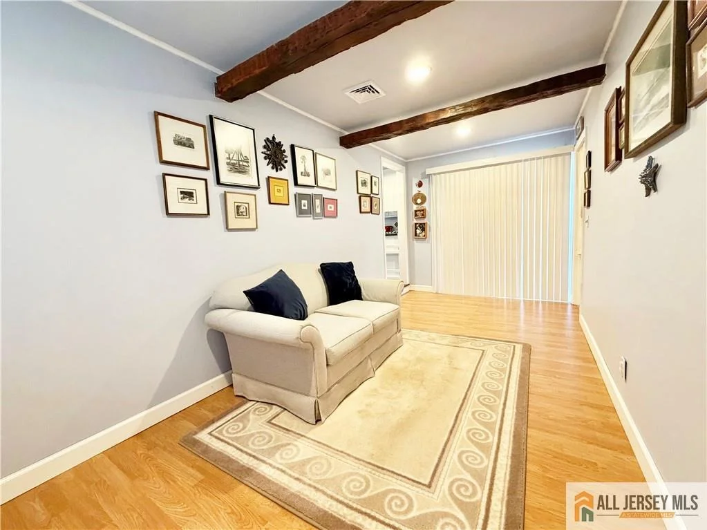 Photo of 5 Holmes Road