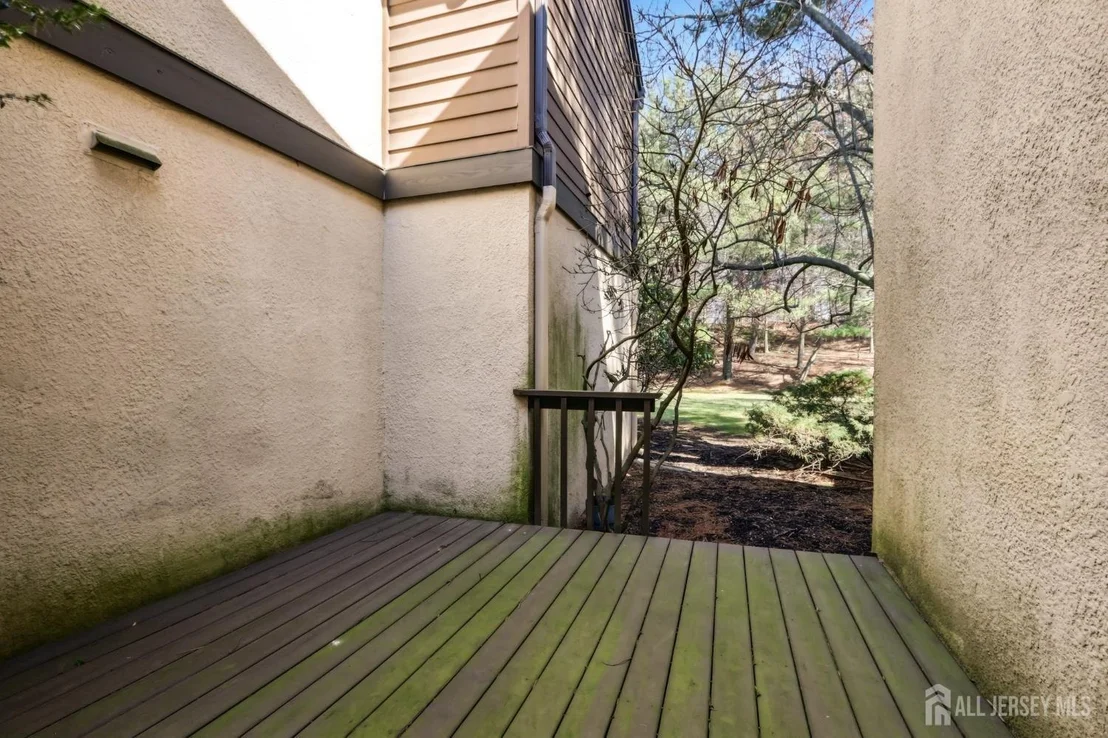 Photo of 627 Sayre Drive