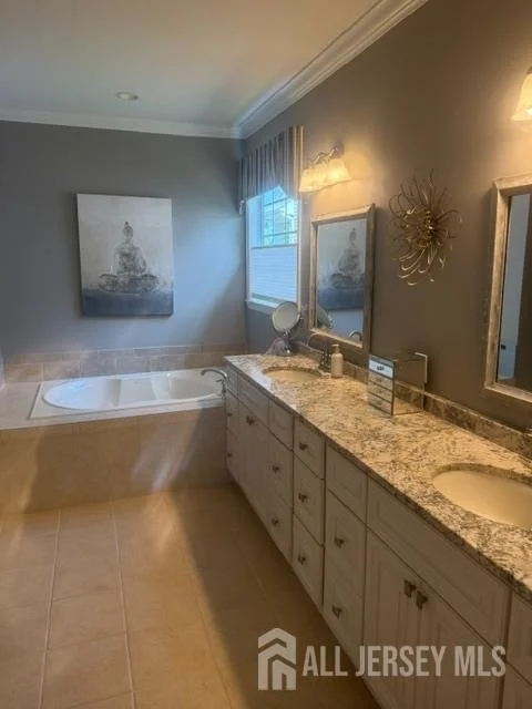 Photo of 79 Crescent Way