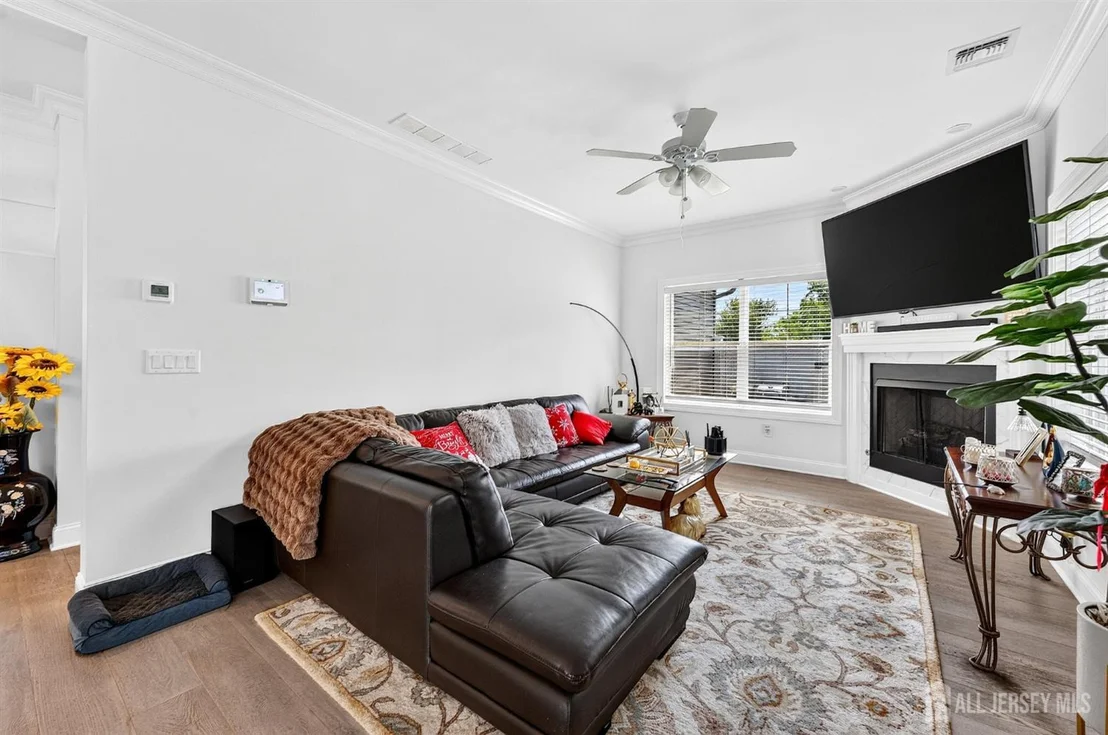Photo of 316 Broadway
