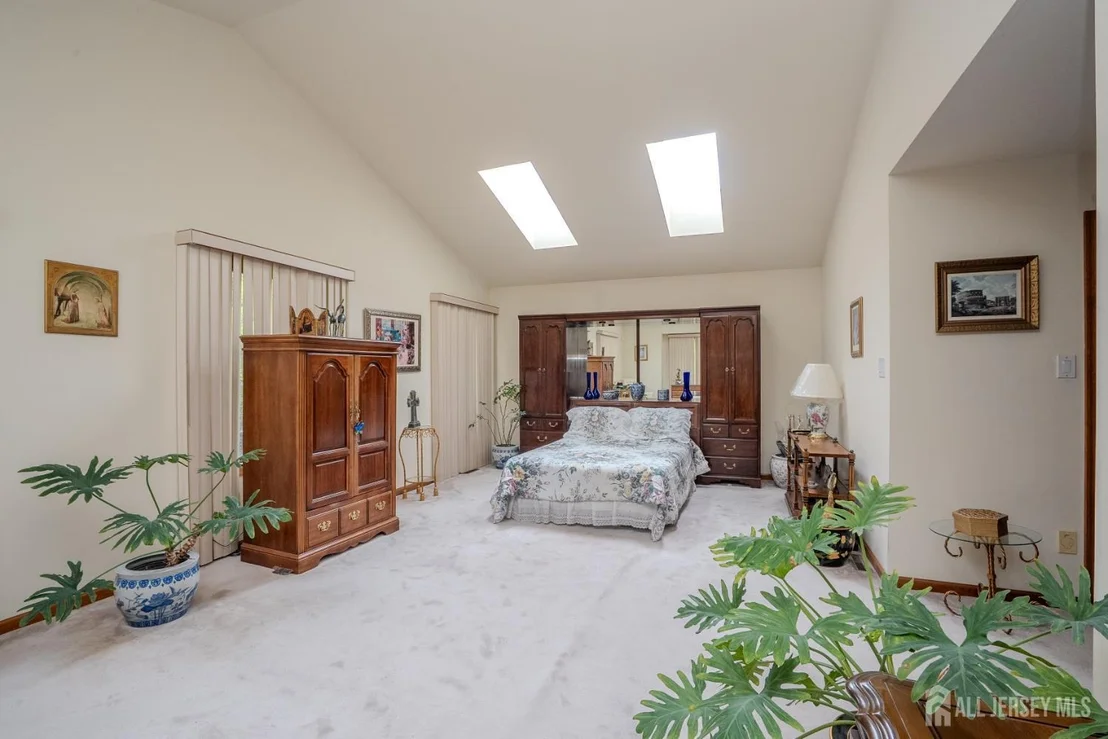Photo of 20 Sapphire Drive