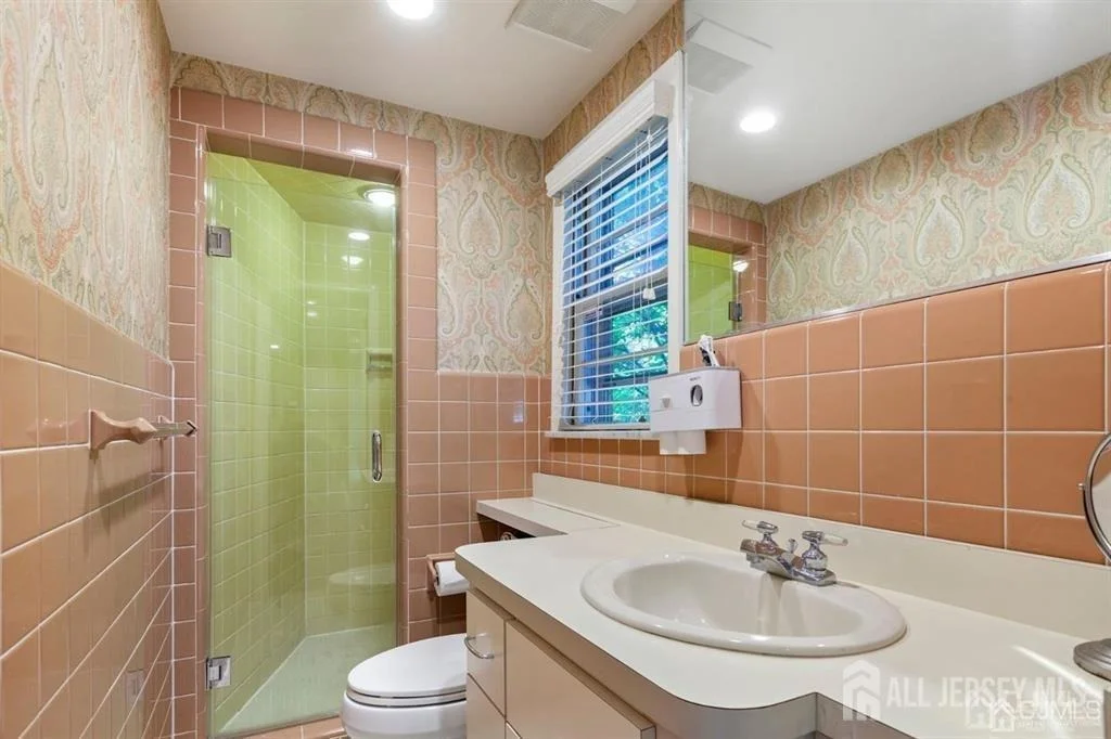 Photo of 42 Harrow Drive