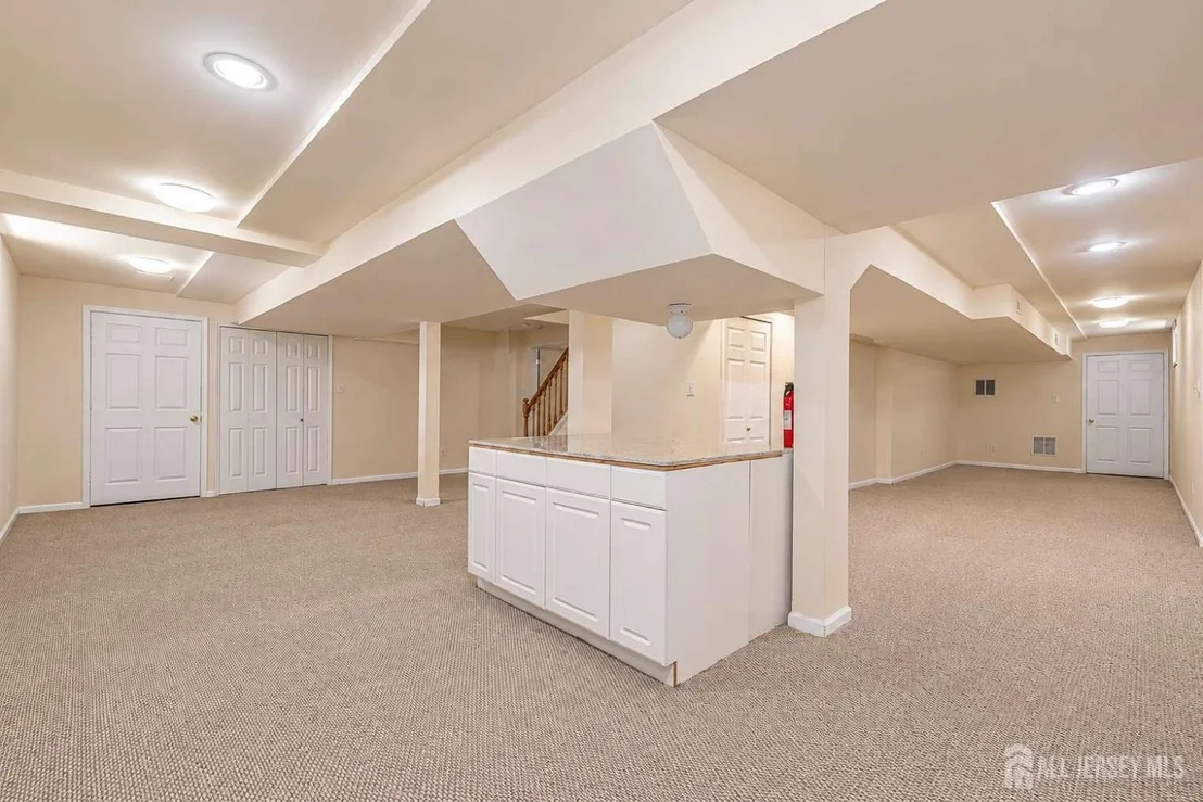 Photo of 4 Sequoia Drive