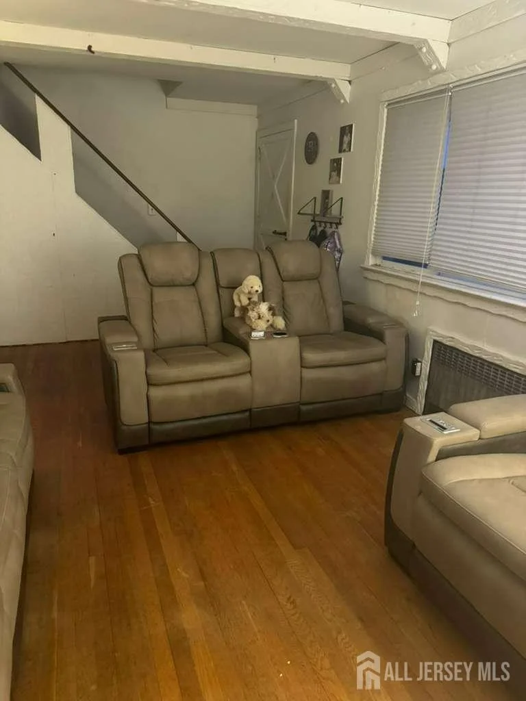 Photo of 215 Summit Avenue