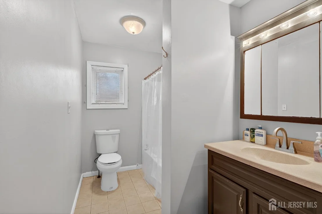 Photo of 145 Sampson Place