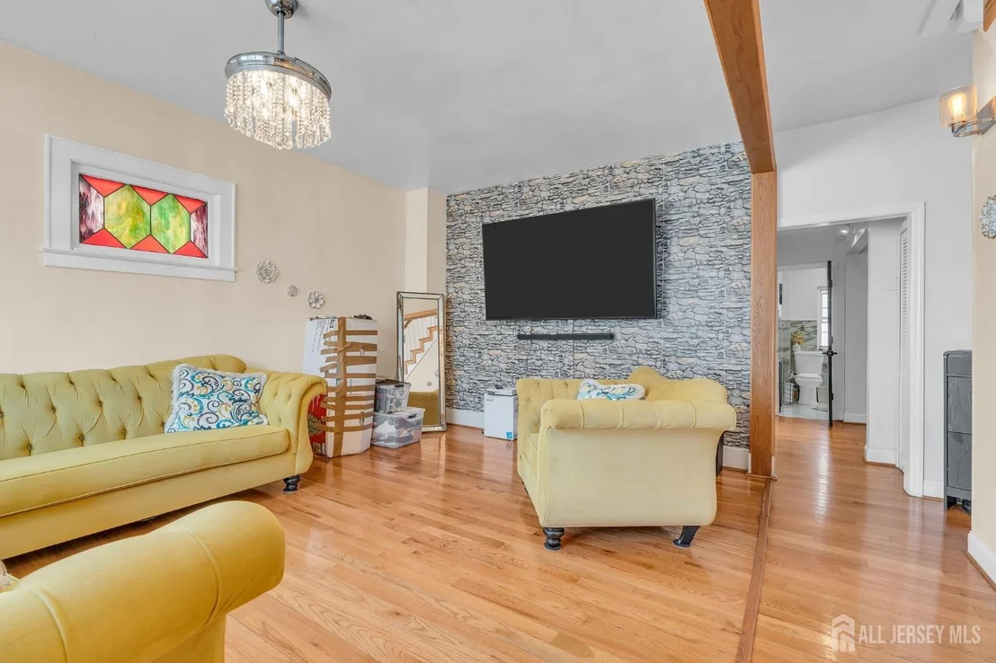 Photo of 282 Alpine Street