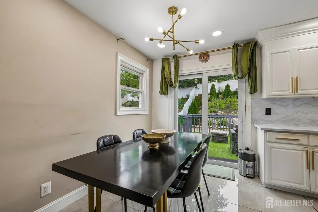 Photo of 218 McFarlane Road