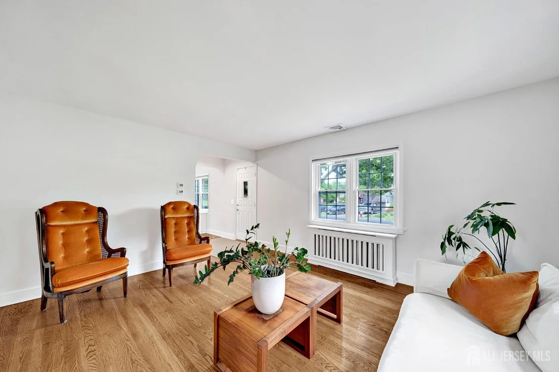 Photo of 10 Shaw Drive