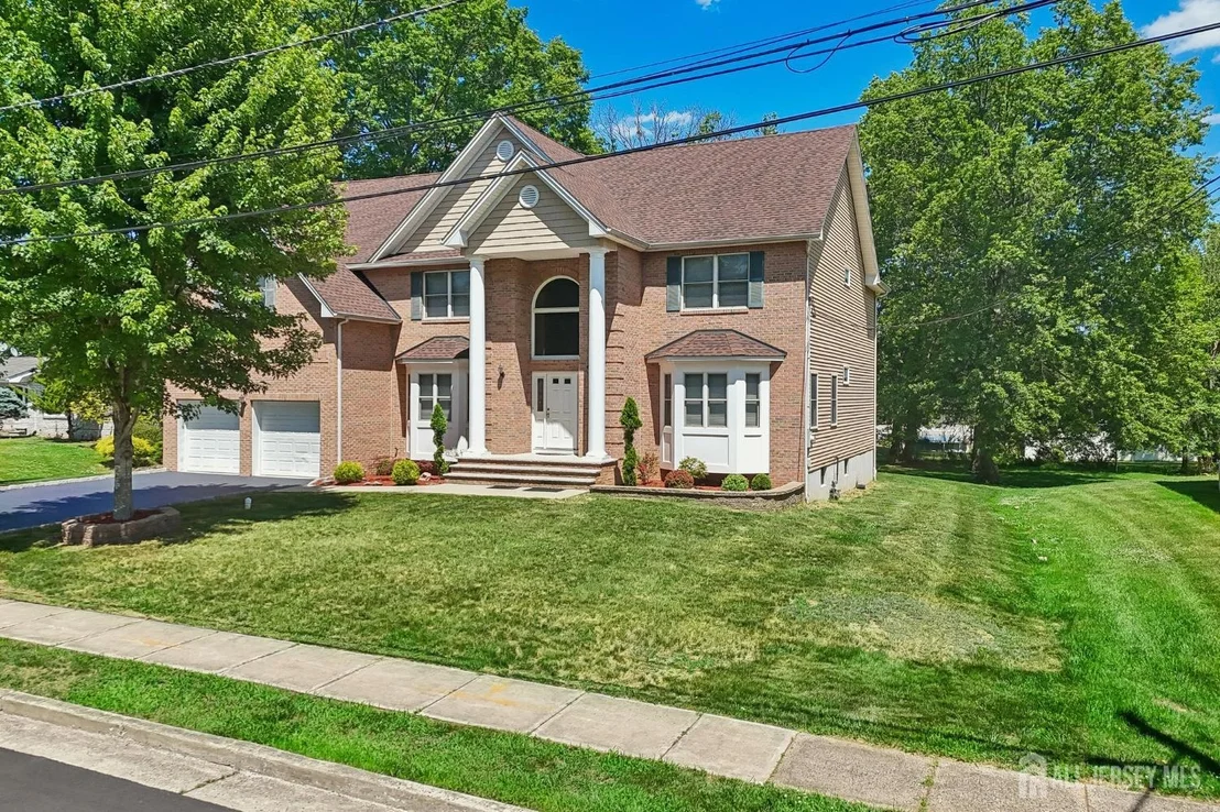 Photo of 6 Willow Drive