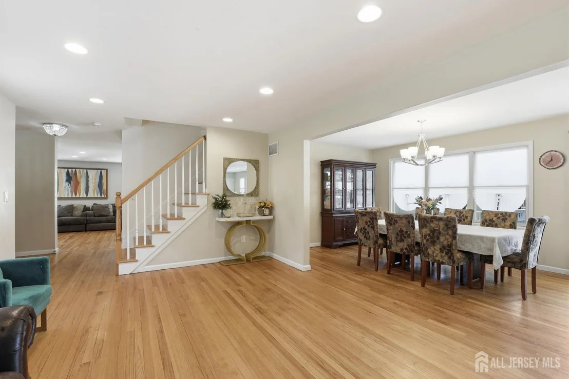 Photo of 24 Campbell Avenue