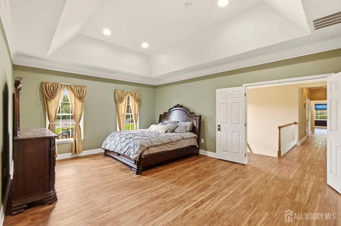Photo of 3 Longbow Terrace