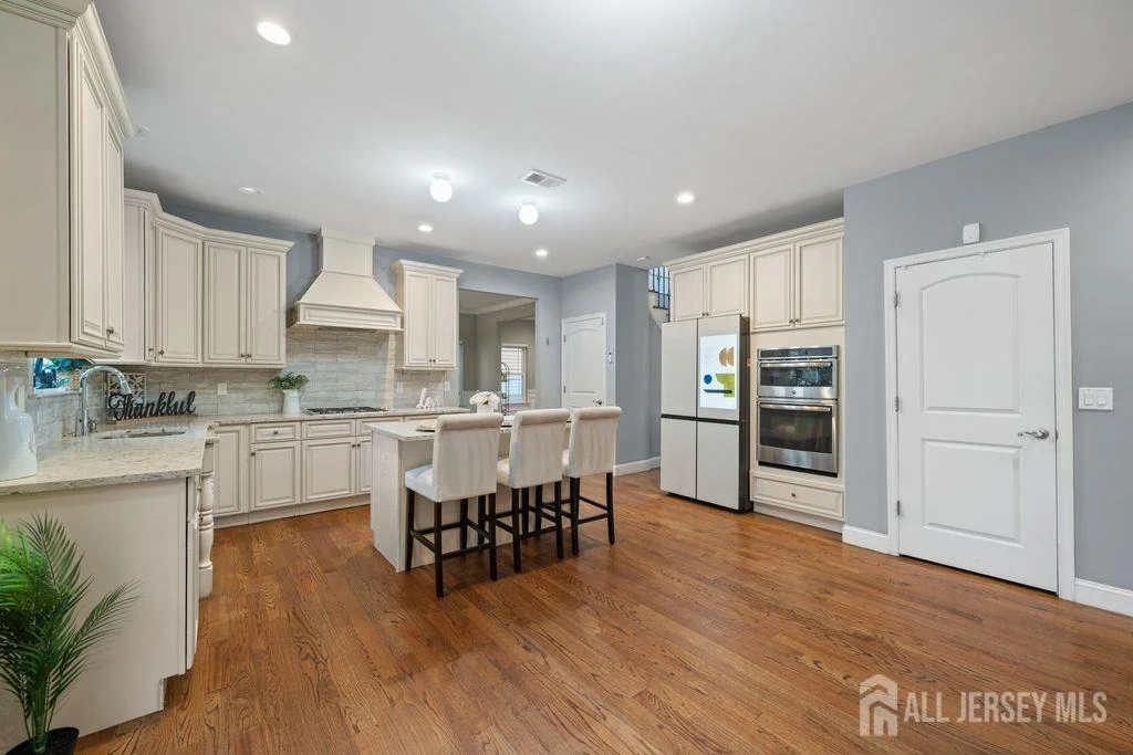 Photo of 628 New Dover Road