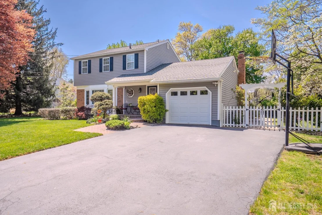 Photo of 6 Millstone Drive