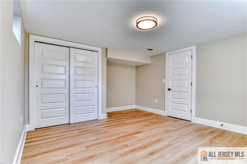 Photo of 32 Campbell Avenue