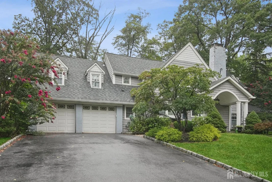 Photo of 12 Edgewood Road